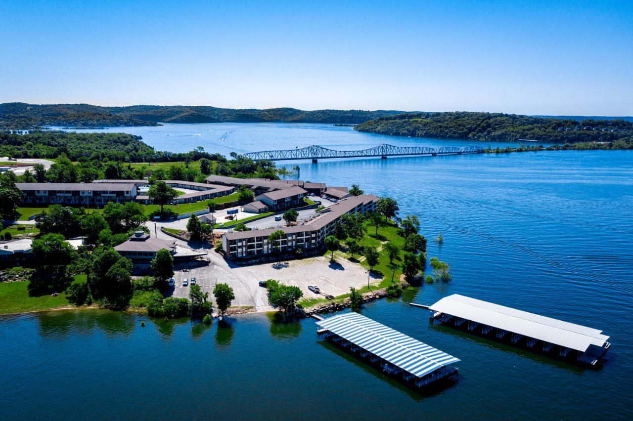 Resort Table Rock At Kimberling 3*